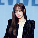 [비즈 포토] 아이브 리즈, 강렬 눈빛