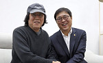최휘영 장관, 이창동 베네치아 수상 축하…“한국 영화사의 위대한 이정표”
