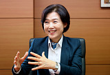 '30년 IP 전문성'으로 첫 여성 특허청장...이인실 "자신 있었다"