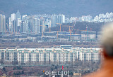 전문가 "강남 하락·외곽 상승, 규제가 만든 '쏠림'⋯시장 정상화 판단은 시기상조" [달라진 ‘부동산 공식‘ ③]