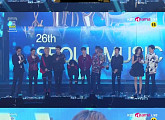 [서가대] 엑소, 4년 연속 대상 영예…새로운 역사 썼다(종합)