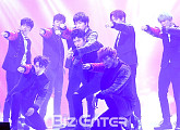 [BZ포토] SF9, 패기 넘치는 무대