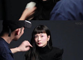 정유미, 화보 촬영 현장 공개 '여성미+귀여움+깜찍함' 눈길