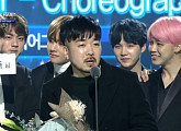 [가온차트뮤직어워즈] 손성득, 올해의 안무가 “방탄소년단 고마워”