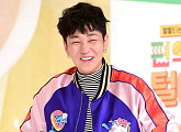 [BZ포토] 딘딘, 수줍은 예능 신동