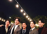 신성록, 류정한♥황인영 결혼 인증 샷 '엄기준X카이X전동석'