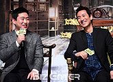 [BZ포토] 안재홍-이선균, 웃음이 떠나질 않아~