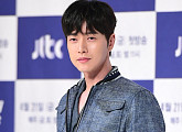 [BZ포토] 박해진, 언제나 가슴엔 노란 리본