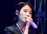 [BZ포토] 아이유, 마성의 목소리