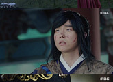 '역적' 28회 윤균상, 나무에 매달린 채수빈에 "가령아" 눈물