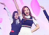 [BZ포토] 트와이스 나연, 상큼한 체리빛 소녀