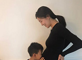 정조국, 아내 김성은 만삭 사진 공개 “축복이”