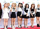 [BZ포토] 우주소녀, 레드카펫 위 13 소녀들