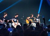 [BZ콘] 씨엔블루, 7000여 명 운집한 서울 공연의 첫 발...亞 투어의 시작