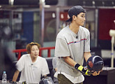 김수현, ‘무한도전’ 멤버들과 볼링 친다