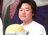 [BZ포토] 나영석 PD, 묘하게 인형과 닮았네~