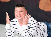 [BZ포토] 강호동, 48세의 애교