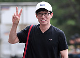 [BZ포토] 유재석, 자동으로 브이