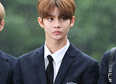 [BZ포토] 워너원 배진영, '만화 찢고 현실로'