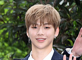 [BZ포토] 워너원 강다니엘, 방실방실 꽃미소