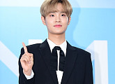 [BZ포토] 워너원 이대휘, 비주얼이 반짝반짝