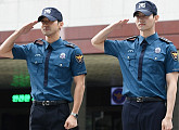 [BZ포토] 최시원-최강창민, 늠름한 모습으로 전역