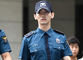 [BZ포토] 동방신기 최강창민, '제복까지 잘 어울려'