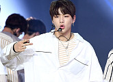 [BZ포토] 워너원 강다니엘, 여심 녹이는 카리스마