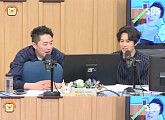 ‘컬투쇼’ 김동완, 스페셜 DJ 등장…“뮤지컬 ‘시라노’ 공연 중”