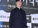 [BZ포토] 김영하 작가, '살인자의 기억법' 기대해요
