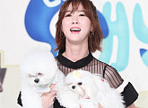 [BZ포토] 이수경, '주인 닮아 미견~'