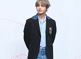 [BZ포토] 방탄소년단 뷔, '만화책 찢고 현실로'