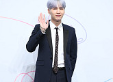 [BZ포토] 방탄소년단 슈가, 멋짐 가득 슬림한 슈트핏