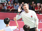 [BZ포토] 데이비드 베컴, '너의 축구실력, 칭찬해'
