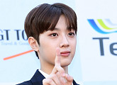 [BZ포토] 워너원 라이관린, 빠져드는 눈망울