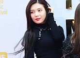 [BZ포토] 레드벨벳 조이, '예쁨 흩날리며~'