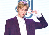 [BZ포토] JBJ 권현빈, 강렬한 눈빛 '애교 브이는 덤'