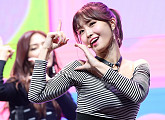 [BZ포토] 트와이스 모모, '무대에서 반짝~'