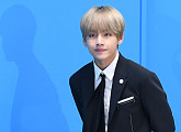 [BZ포토] 방탄소년단 뷔, 그림자까지 멋짐