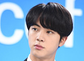[BZ포토] 방탄소년단 진, 수식어 필요없는 잘생김