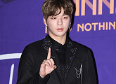 [BZ포토] 워너원 강다니엘, 센터의 강렬한 눈빛