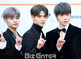 [BZ포토] 워너원 이대휘-배진영-강다니엘, '잘생김X3'