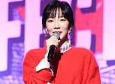 SM “태연, 운전 부주의로 교통사고…다친 곳 없다”(공식입장)