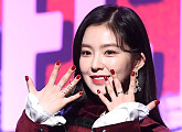 [BZ포토] 레드벨벳 아이린, 얼굴에 꽉 찬 예쁨