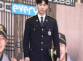 [BZ포토] 이재준, '시골경찰2' 비주얼 담당