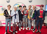 “‘AMAs’ 최고의 순간” 방탄소년단 공연에 美 ‘들썩’