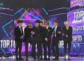 [멜론뮤직어워드] 방탄소년단, 톱10 가수 “옆에 있어 달라”