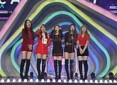 [멜론뮤직어워드] 레드벨벳, 올해의 톱10 “멋진 가수 되겠다”