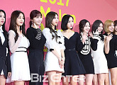 [멜론뮤직어워드] 트와이스, 올해의 톱10 “자랑스러운 가수 되겠다”