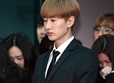 [BZ포토] '종현 발인' 슈퍼주니어 은혁, 침통한 표정